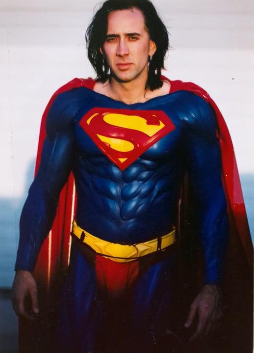 これが幻のニコラス ケイジ版スーパーマン スーツ マント姿のケイジの写真が公開され話題に Amass