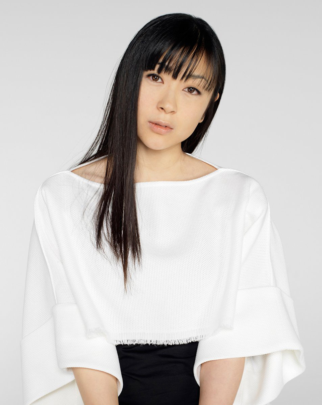 宇多田ヒカル「花束を君に」のシングル楽曲ダウン …