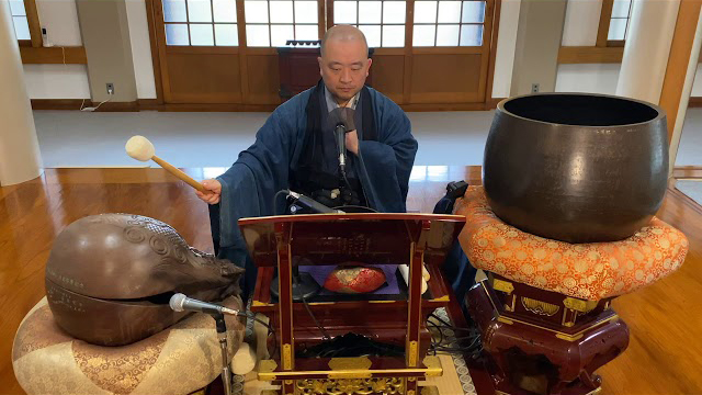 The Beatles / Yellow Submarine (Buddhist monk cover) / Kossan