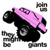 ゼイ・マイト・ビー・ジャイアンツが『Join Us』のジャケに描かれた車をダンボールを使って実物大で再現。作業工程を映した映像を公開中