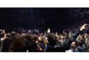 U2のライヴを一般客とともに楽しむノエル・ギャラガー、映像が話題に