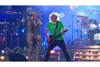 クイーン＋アダム・ランバートが「We Will Rock You」「We Are The Champions」のライヴ映像を公開