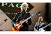 ジミー・ペイジが4年ぶりにライヴ・パフォーマンスを披露、「Rock and Roll」を演奏