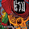 レヴェラーズ『Levelling the Land』が発売25周年記念盤で再発、ブリクストン・アカデミー公演のライヴ映像が公開
