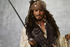 ジョニー・デップが米ディズニーランドのアトラクション「カリブの海賊」にジャック・スパロウ姿でサプライズ登場