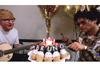 ブルーノ・マーズの誕生日を祝してエド・シーランが「Happy Birthday to You」の歌をプレゼント