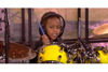 あの4歳の少年ドラマーが米TV番組に出演、レニー・クラヴィッツ「Fly Away」をドラム・カヴァー
