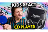 初めてCDプレーヤーを手にした米国のキッズ　その反応を特集した動画が話題に