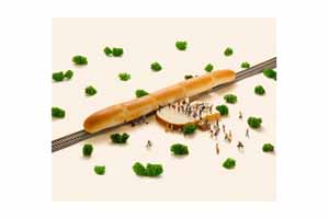 ひよっこ』のタイトルバッグを担当しているミニチュア写真家・田中達也