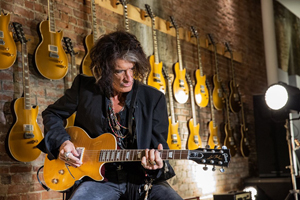 ギブソンからジョー・ペリーのシグネチャーモデル『Gibson
