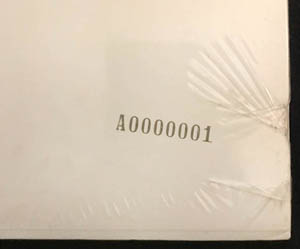 ビートルズ“ホワイト・アルバム”「No.0000001」のアルバム・ジャケット ...