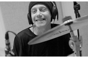 タックヘッドのドラマー キース・ルブラン死去 amass