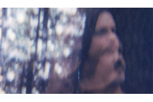 スロウダイヴのサイモン・スコット、フライング・ソーサー・アタックのデイヴ・ピアースが参加した新曲公開 amass