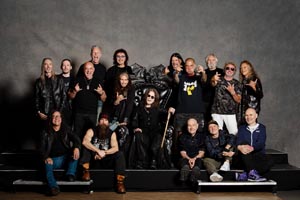 クルー　ツアー　スタッフ　ozzy osbourne 2016 ブラック ブラック・サバス 最後のコンサートでサポートを務めるメタル・バンド