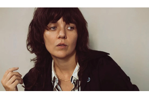 コートニー・バーネット 新曲「Sugar Plum」「Mantis」公開 - amass