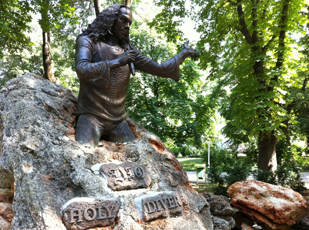 Ronnie James Dio’s Statue in Kavarna
