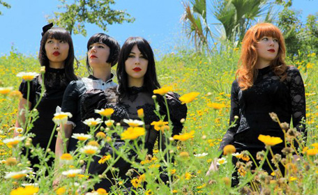 Dum Dum Girls