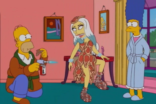 THE SIMPSONS - Lisa Goes Gaga