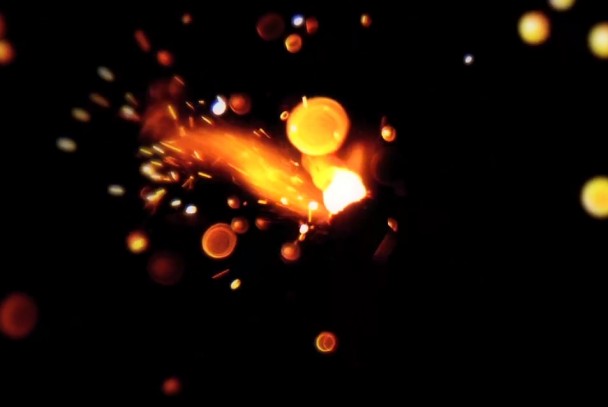 Carice van Houten (ft. Antony) - 