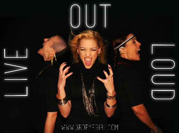 3rd Eye Girl / Live Out Loud