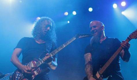 Kirk Hammett and Scott Ian