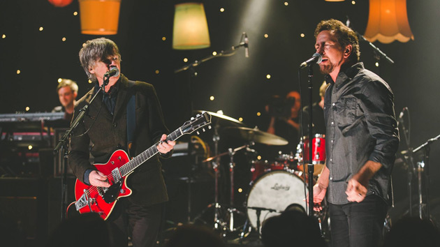 Neil Finn with Eddie Vedder
