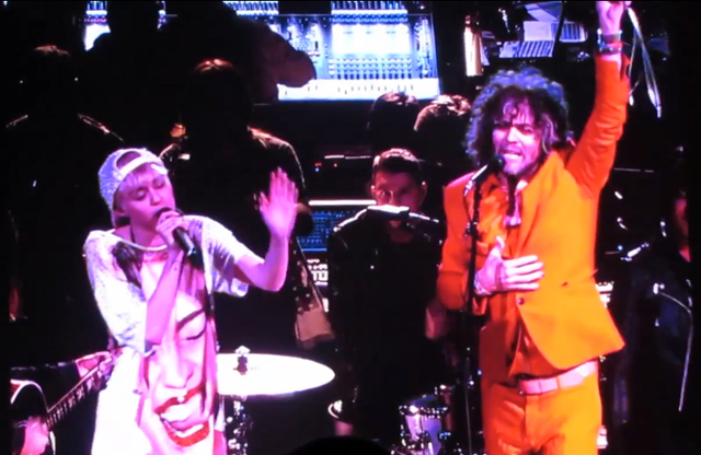 Miley Cyrus & The Flaming Lips