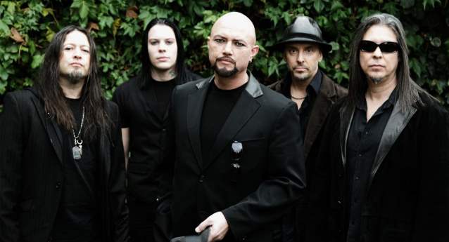 Queensryche : Geoff Tate and his ex-bandmates