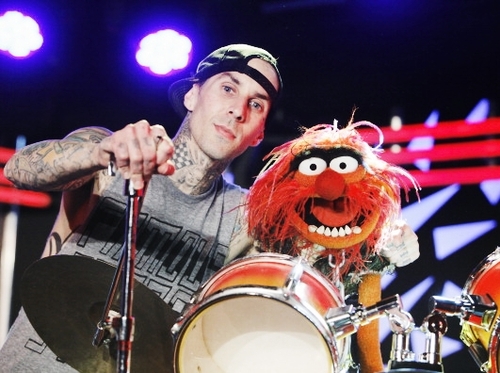TRAVIS BARKER VS ANIMAL FROM THE MUPPETS