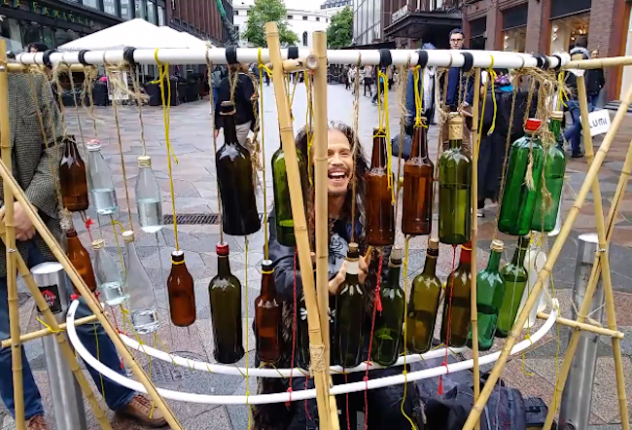 Steven Tyler HITTING THE BOTTLE HARD IN HELSINKI