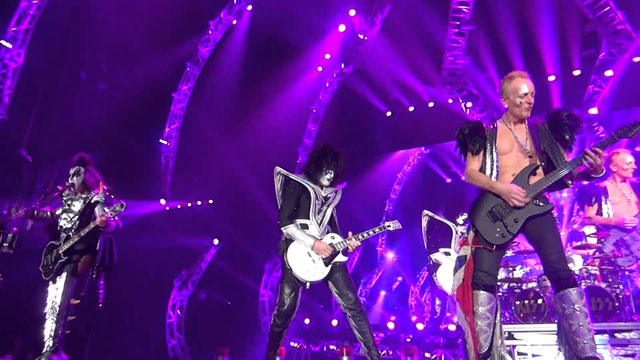 DEF LEPPARD's Phil Collen and KISS