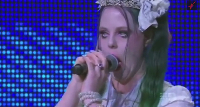 10 Reality Show Singing Fails - loudwire