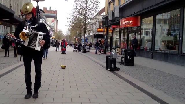 One man band - The Final Countdown