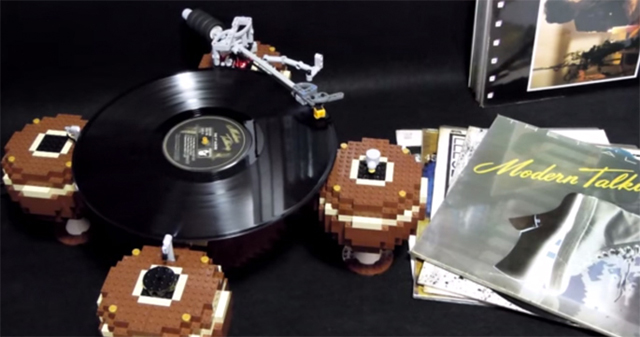 LEGO Record player1(Design by hayarobi)