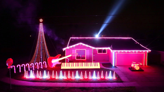 Best of Star Wars Music Christmas Lights Show 2014