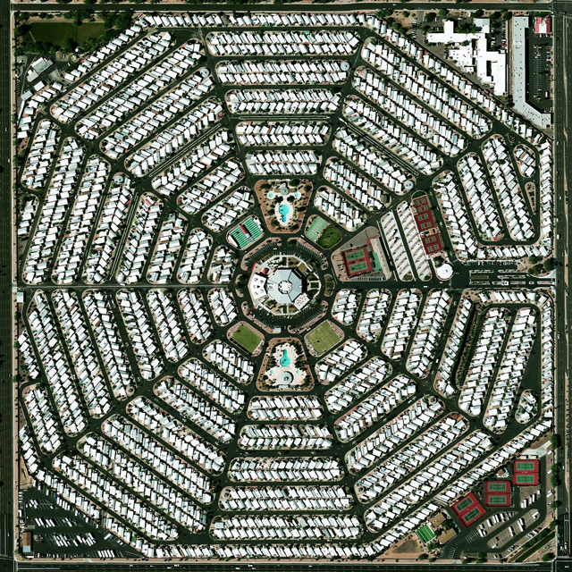 Modest Mouse / Strangers to Ourselves