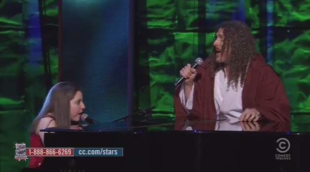 Weird Al Yankovic singing