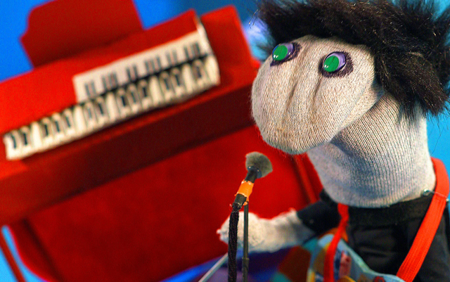 Green Day - Basket Case (Sock Puppet Parody)