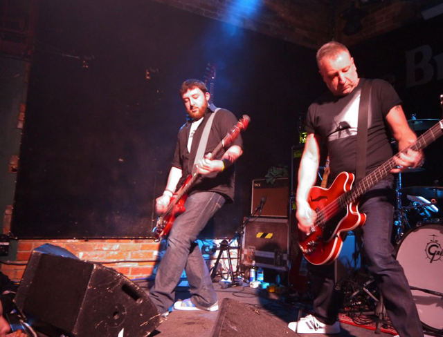 スマッシング パンプキンズのツアーメンバーにピーター フック ニュー オーダー ジョイ ディヴィジョン の息子が参加 Amass