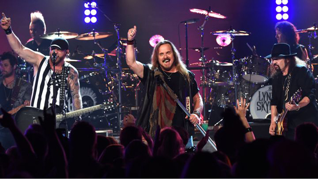 Lynyrd Skynyrd with Brantley Gilbert