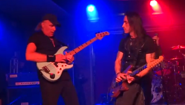 BILLY SHEEHAN, NUNO BETTENCOURT