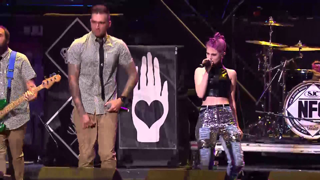 New Found Glory with Paramore’s Hayley Williams