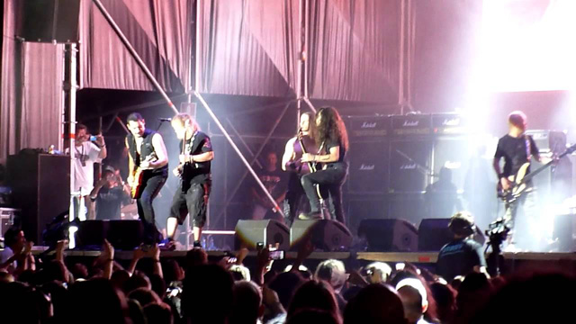 Riot V with Akira Takasaki & Masayoshi Yamashita (Loudness)