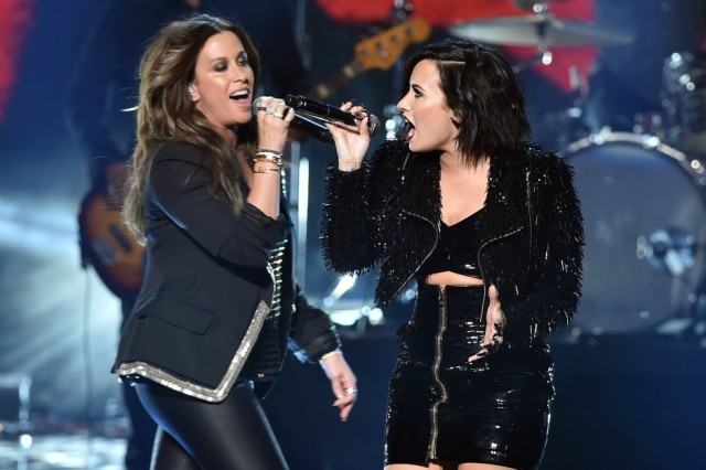 Alanis Morissette and Demi Lovato : Photo by Getty Images