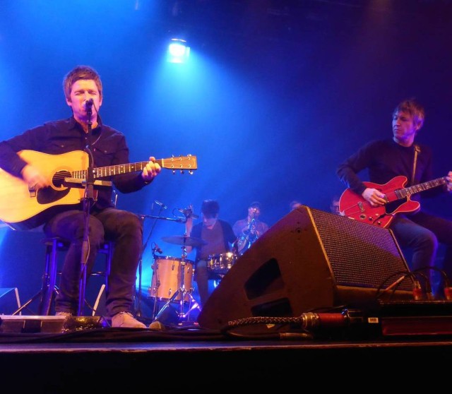 Noel Gallagher & Gem Archer [CREDIT: Instagram.com/jesspeter]