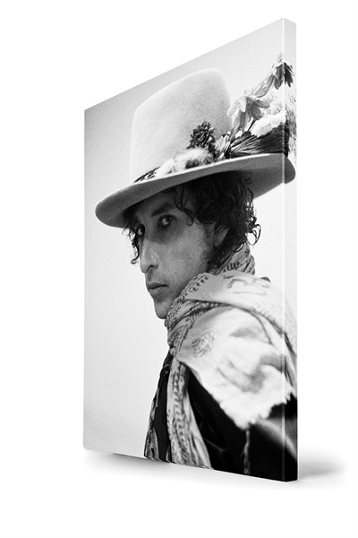 Rolling Thunder: Photographs by Ken Regan