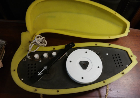 Vintage 1970s Electric Banana Portable Record Player Andy Warhol Velvet Underground
