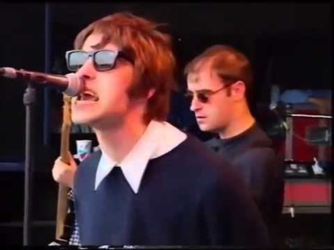 Oasis live at Glastonbury 1994