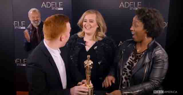 Adele Loves Photobombing Her Fans! - BBC America