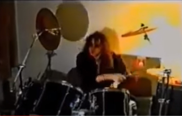 Yngiwe Malmsteen - Behind the Drum Kit